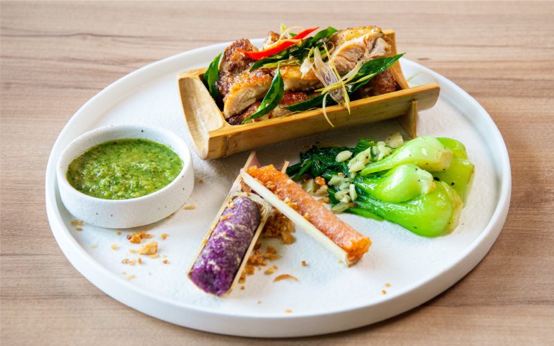 Đùi gà nướng Tây Bắc